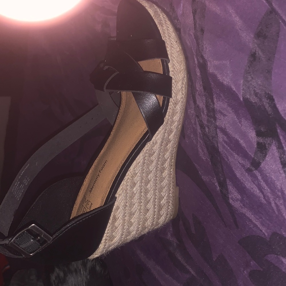 Wedge sandals